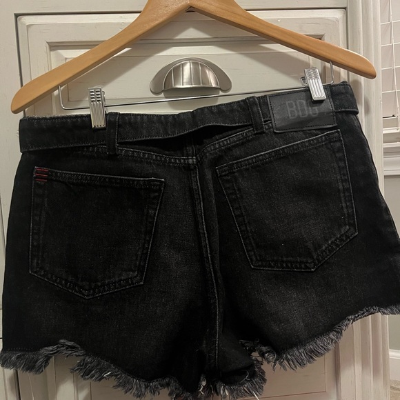 BDG foldover denim shorts - Picture 2 of 3